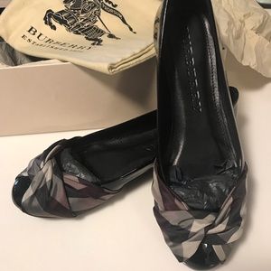 Burberry Black Patent Nova Ballet Flat size 37.5